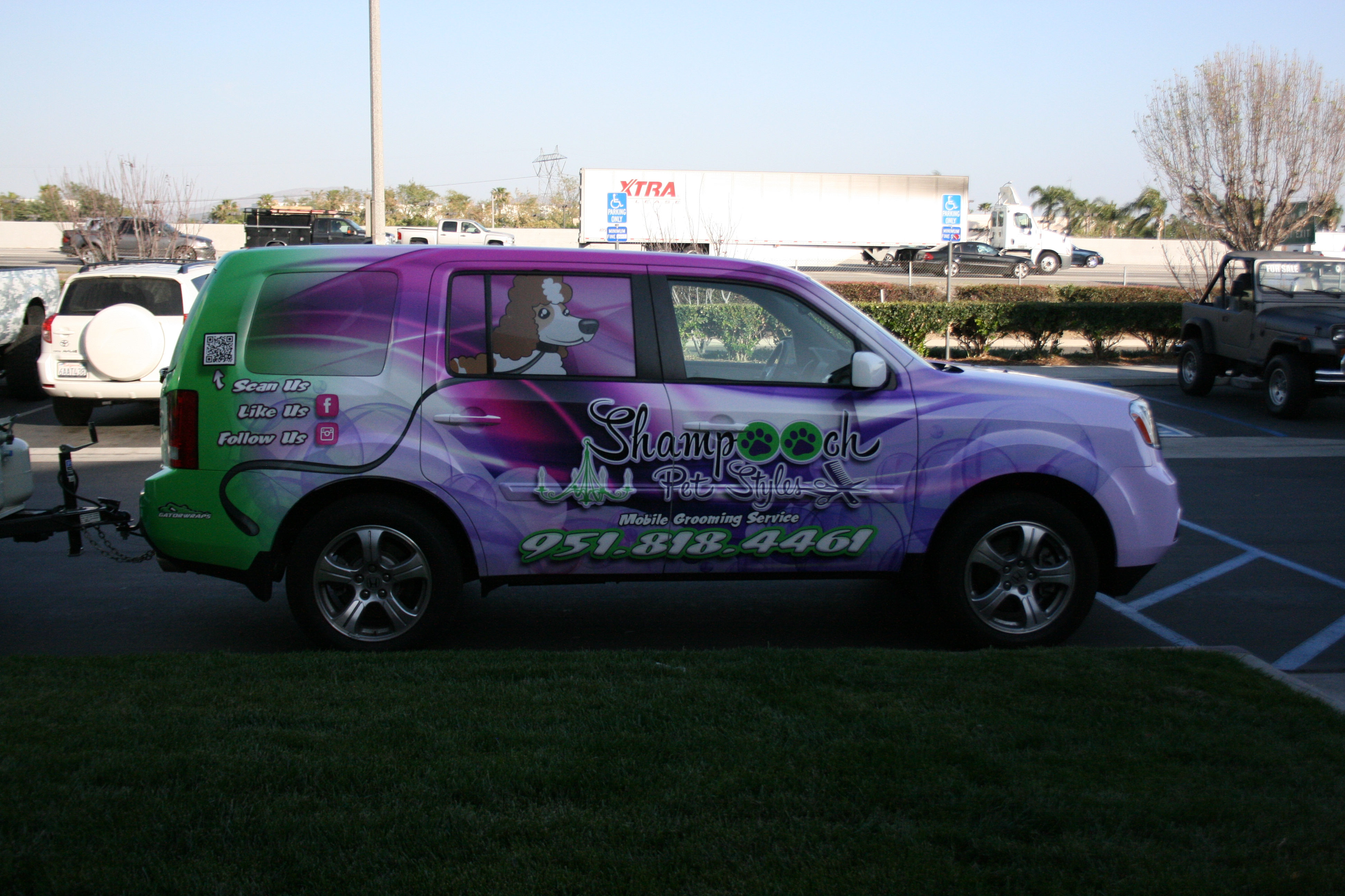 shampooch pet styles vehicle wrap