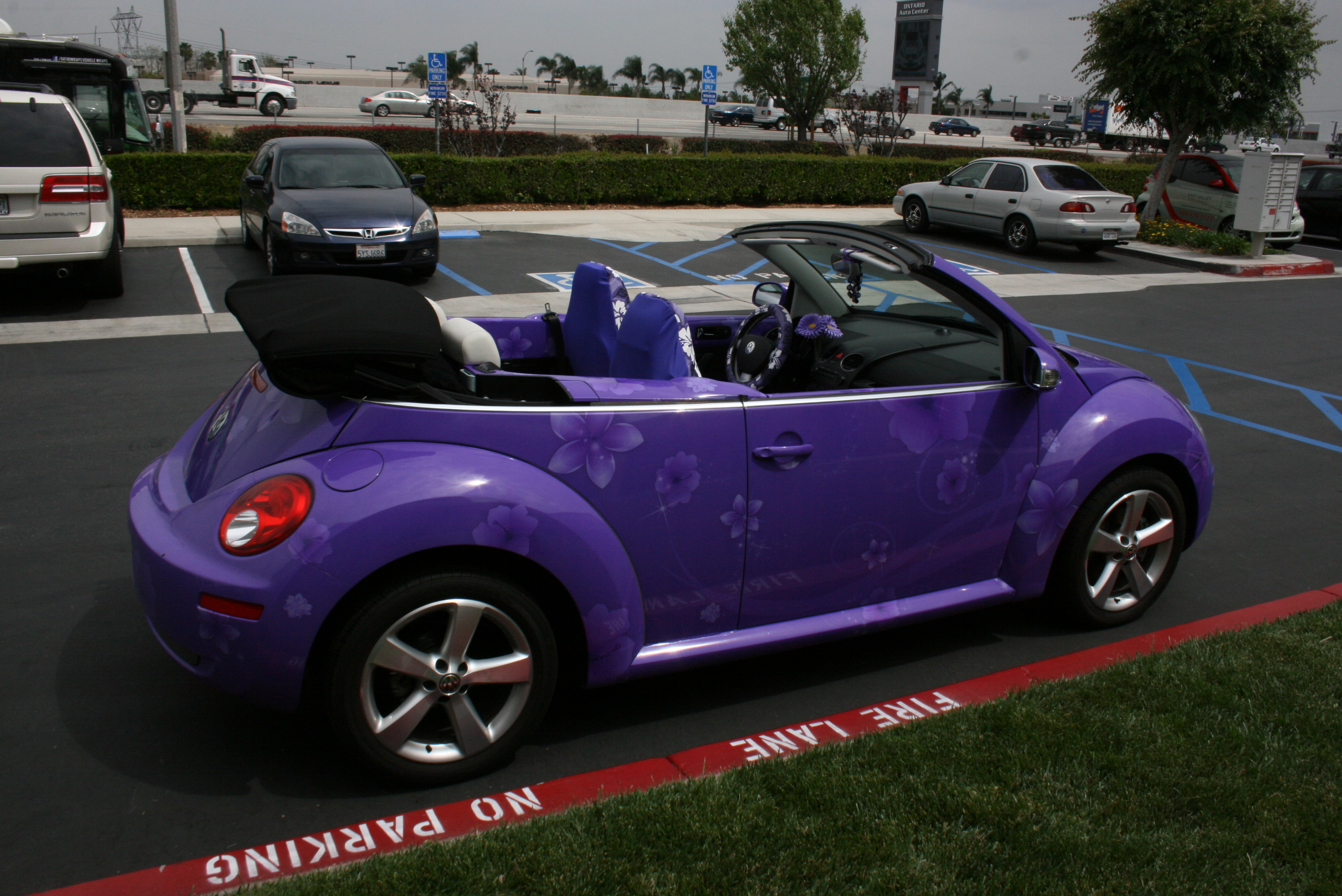 purple car wrap